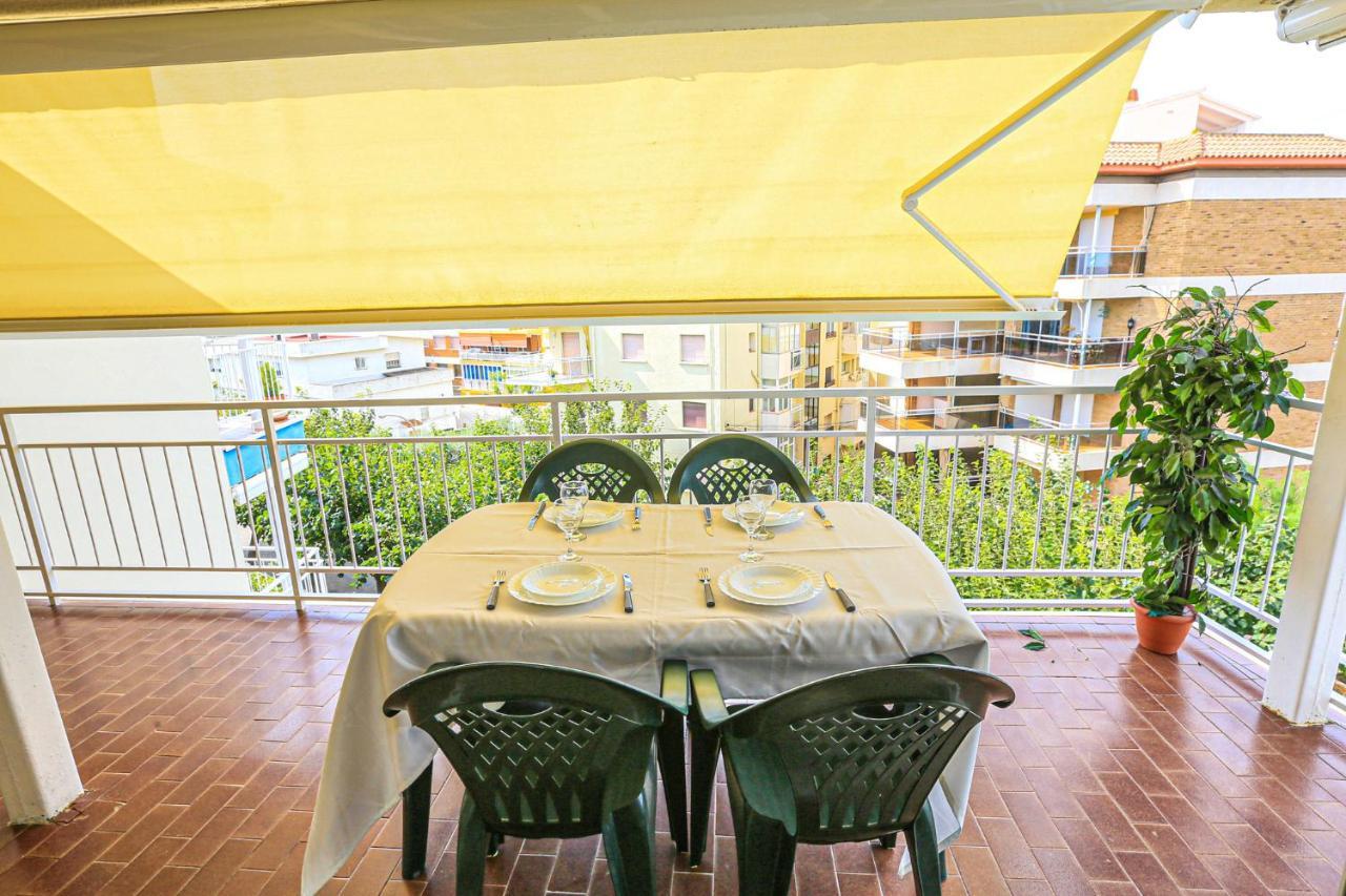 Apartamento Coral Cambrils Exterior foto